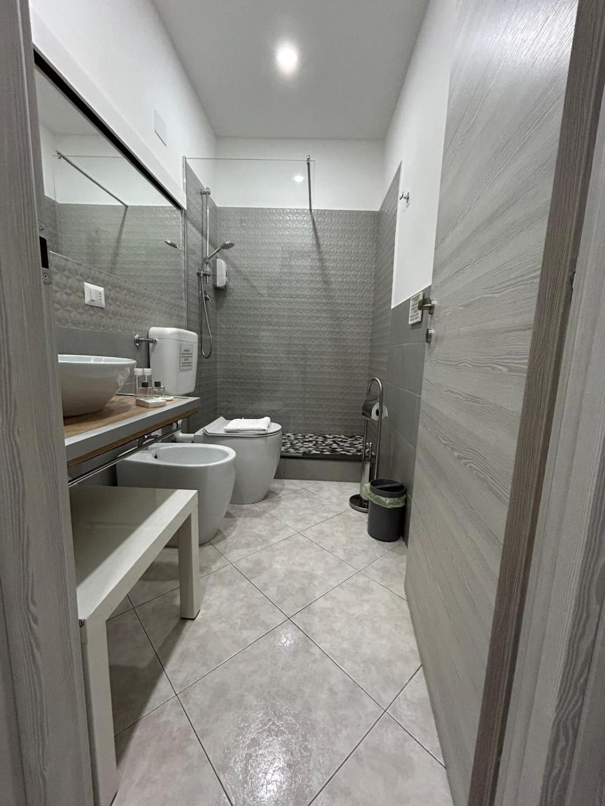 Pacini 88 Rooms And Apartment Catania Centro Exterior foto